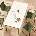 Table de jardin Rina en acier vert et céramique écru VeryForma